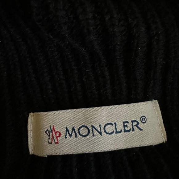 Moncler Beanie - Picture 1 of 4